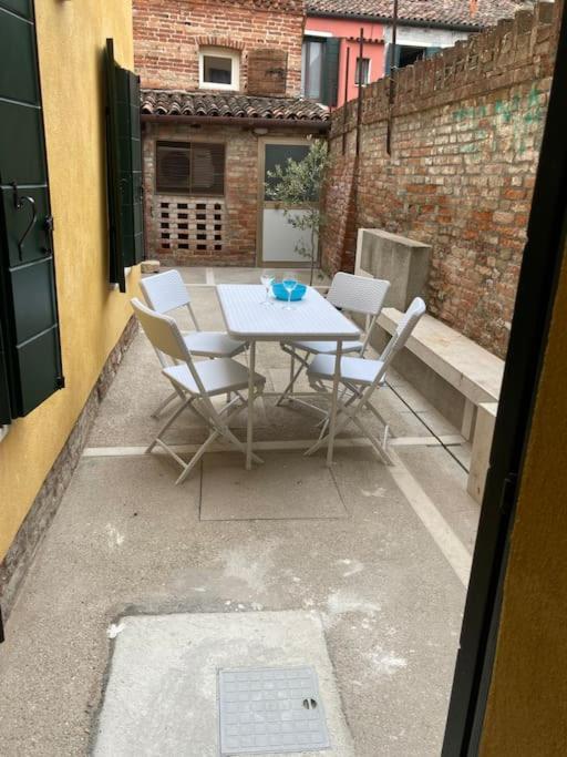 Appartamento Tre Archi Con Corte Privata ヴェネツィア エクステリア 写真